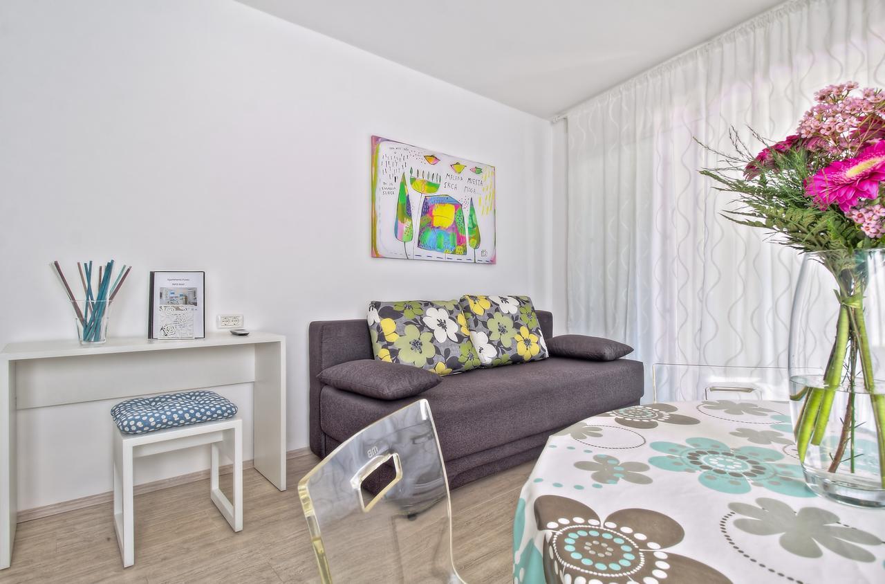 Apartments Punta By Sea Умаг Экстерьер фото