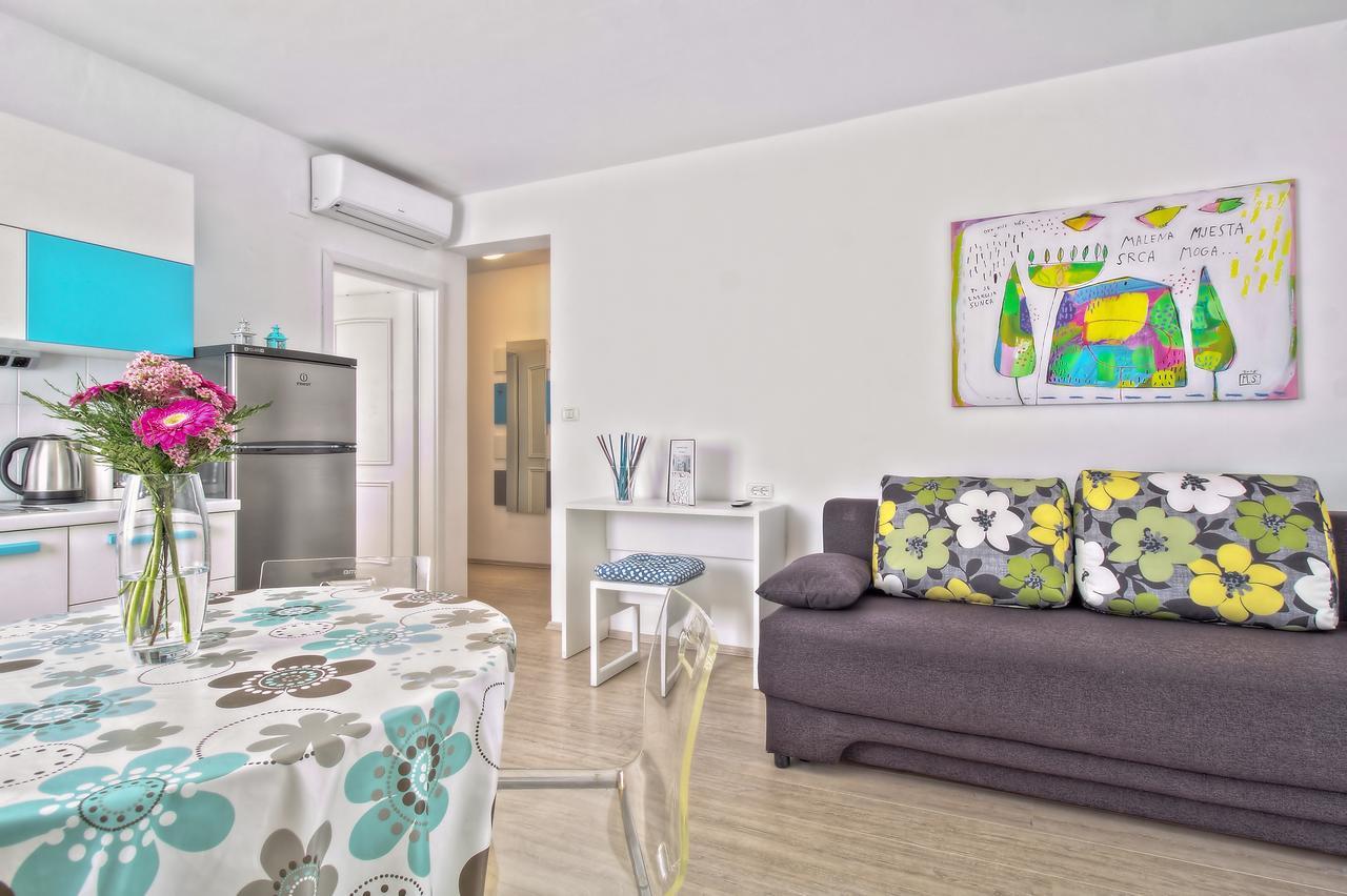 Apartments Punta By Sea Умаг Экстерьер фото